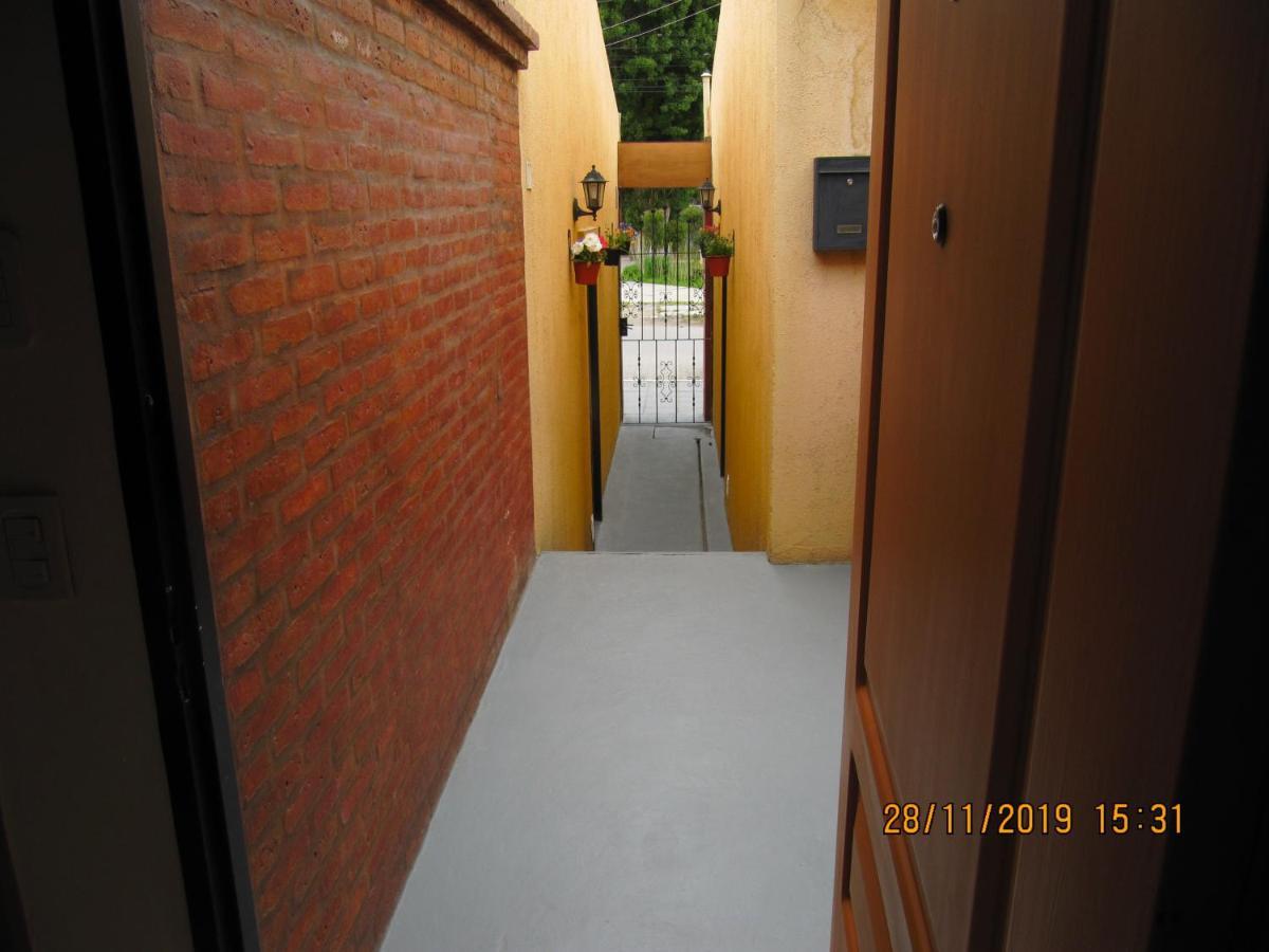 Apart Casas Del Centro El Calafate Exterior foto